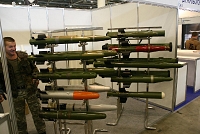 Стенд с ракетами разработанными в Украине - фото