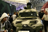 Бронированный военный автомобиль КРАЗ Cougar APC (Кугуар) - фото